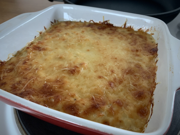 Vuoka paistamisen jälkeen, pinta ruskea